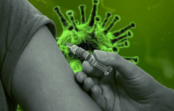Praktičtí lékaři v Královéhradeckém kraji začínají očkovat vakcínou Pfizer